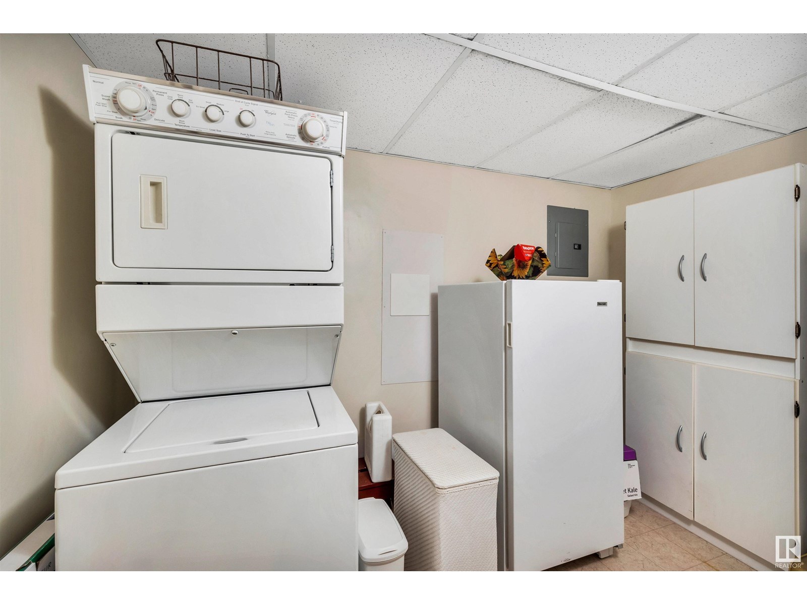 Property at #302 78A MCKENNEY AV image 3