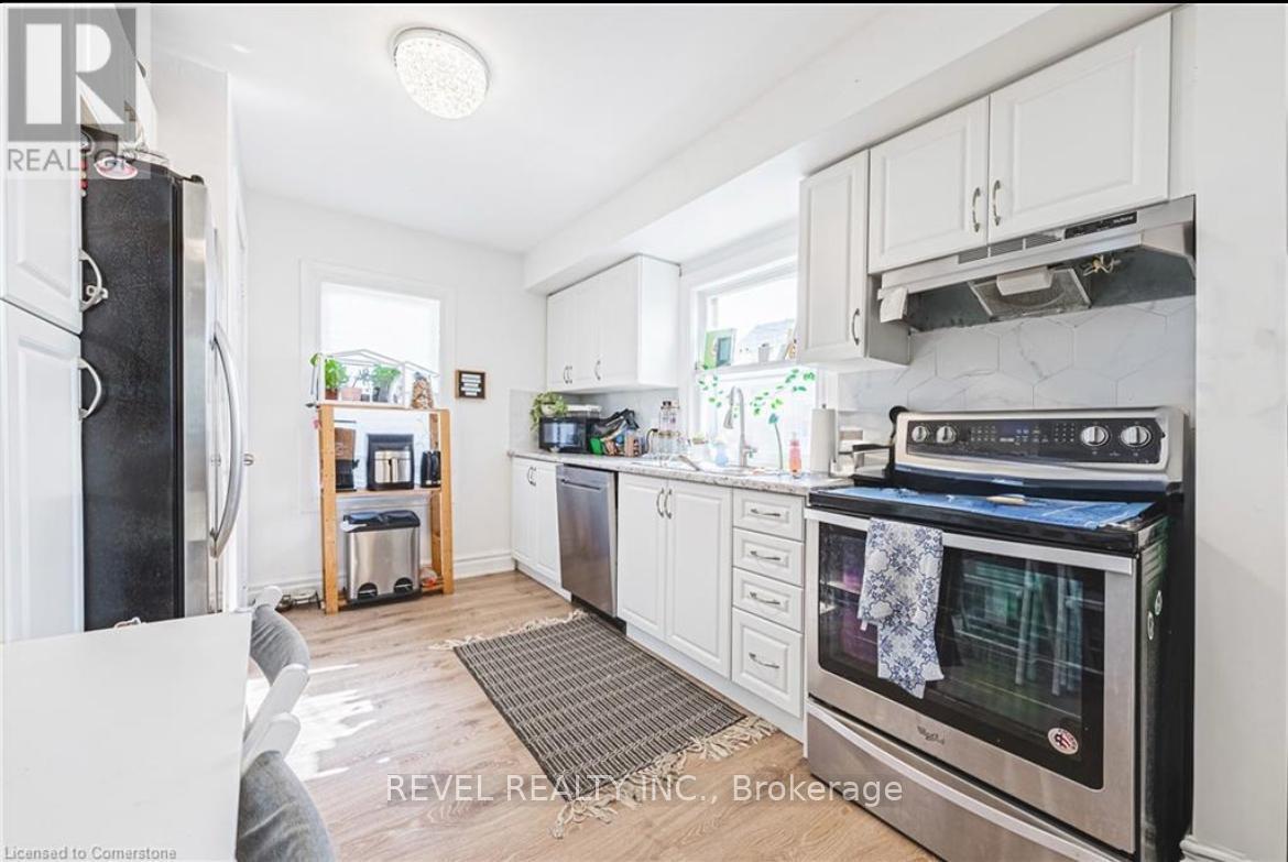 Property at 80 LIVINGSTON AVENUE image 5
