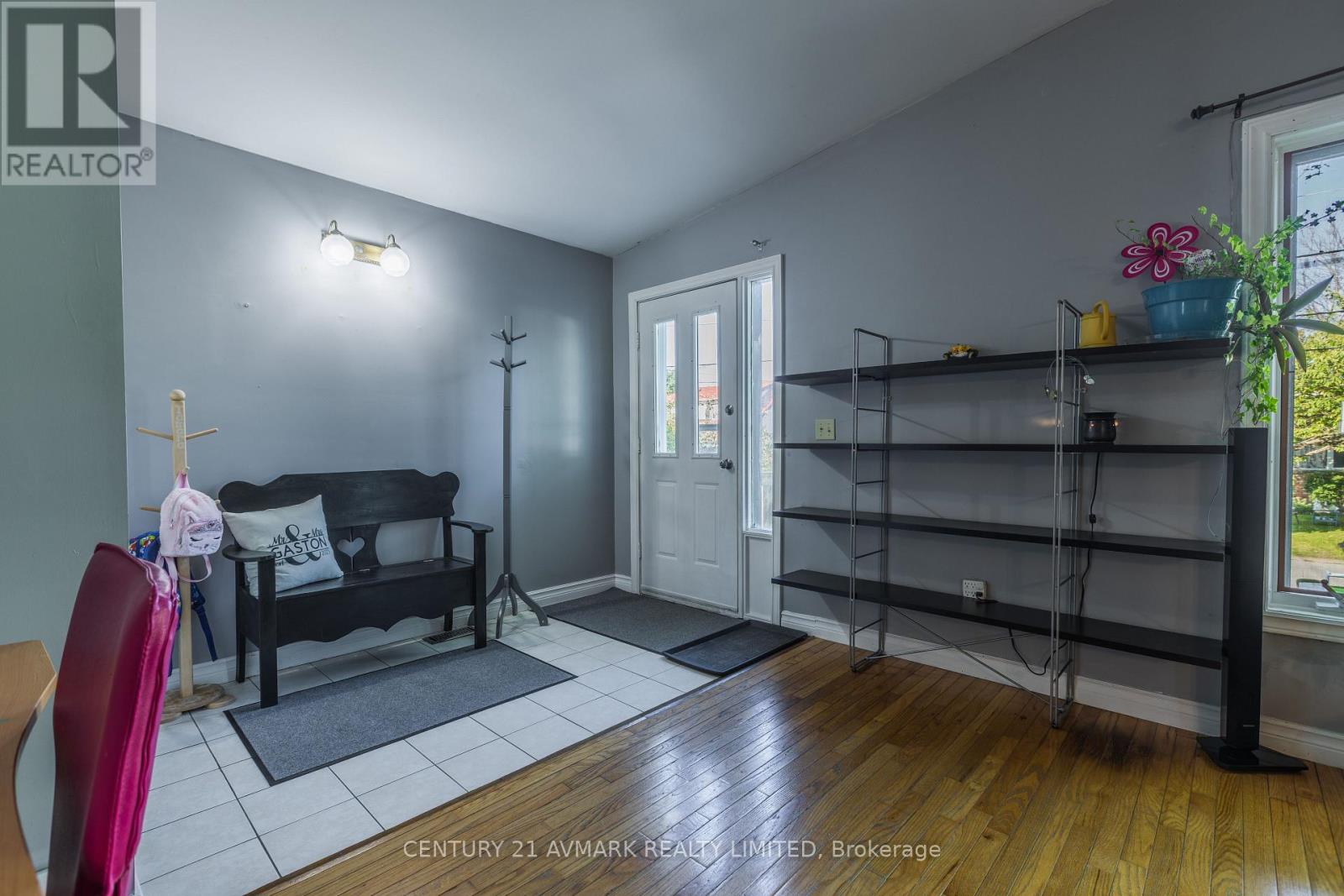 29 Lillian Street, Fort Erie, Ontario  L2A 5M1 - Photo 8 - X12222548
