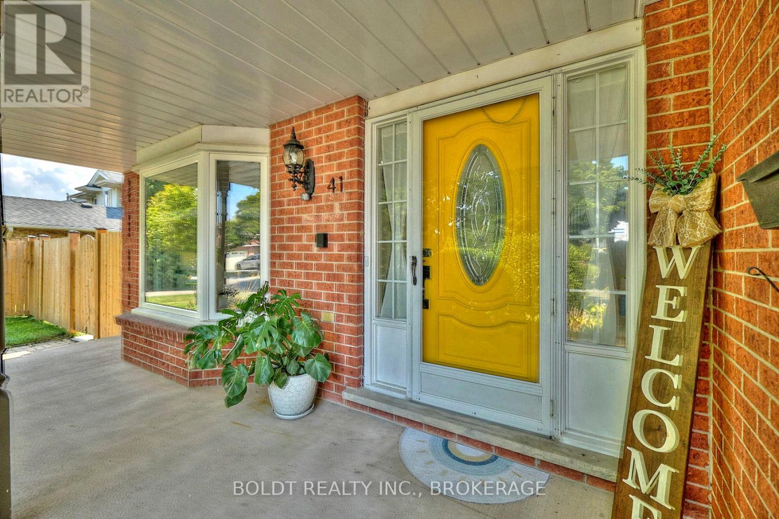 Property at 41 FARMINGTON DRIVE image 2