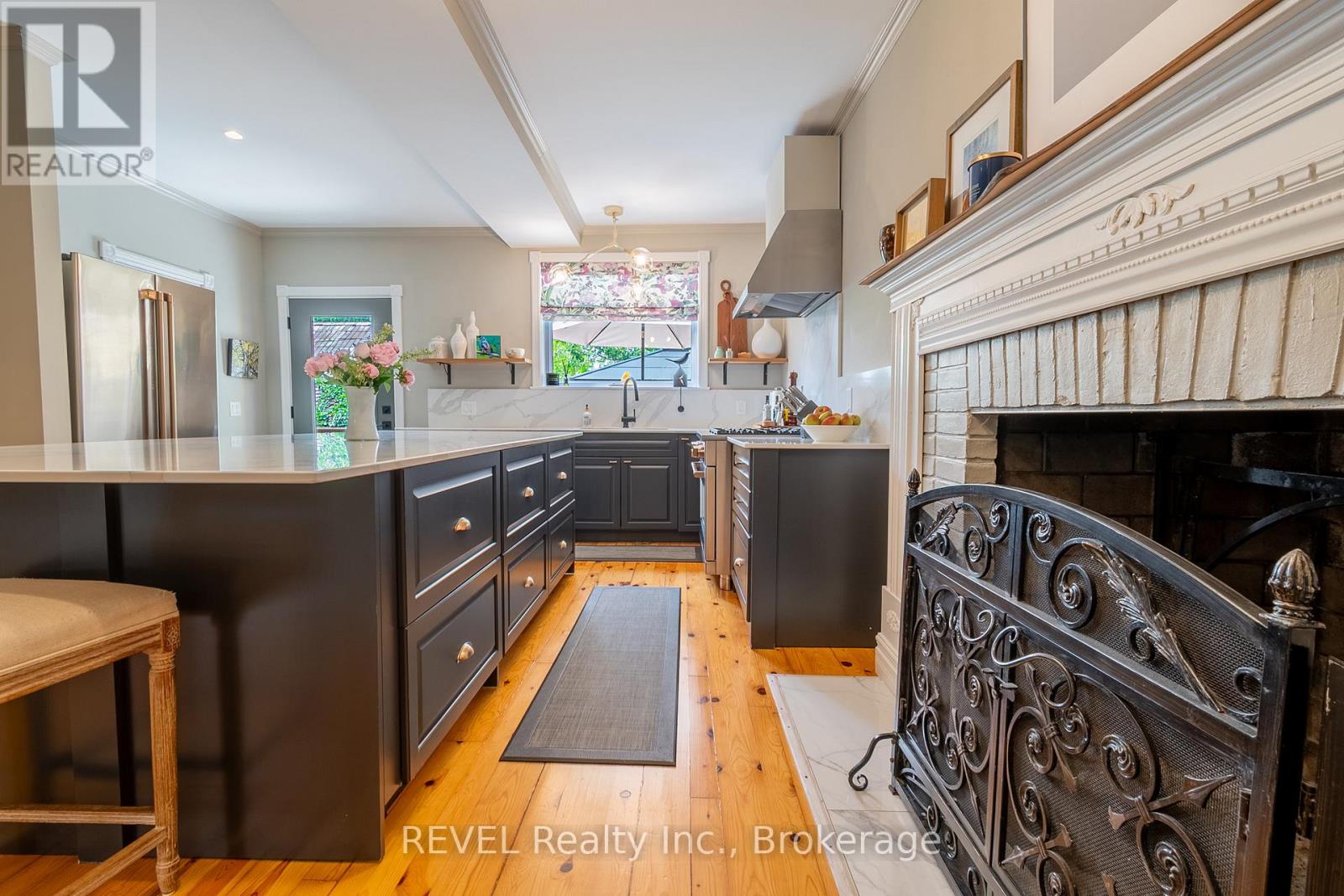 140 West Street, Port Colborne, Ontario  L3K 4E1 - Photo 13 - X12222604