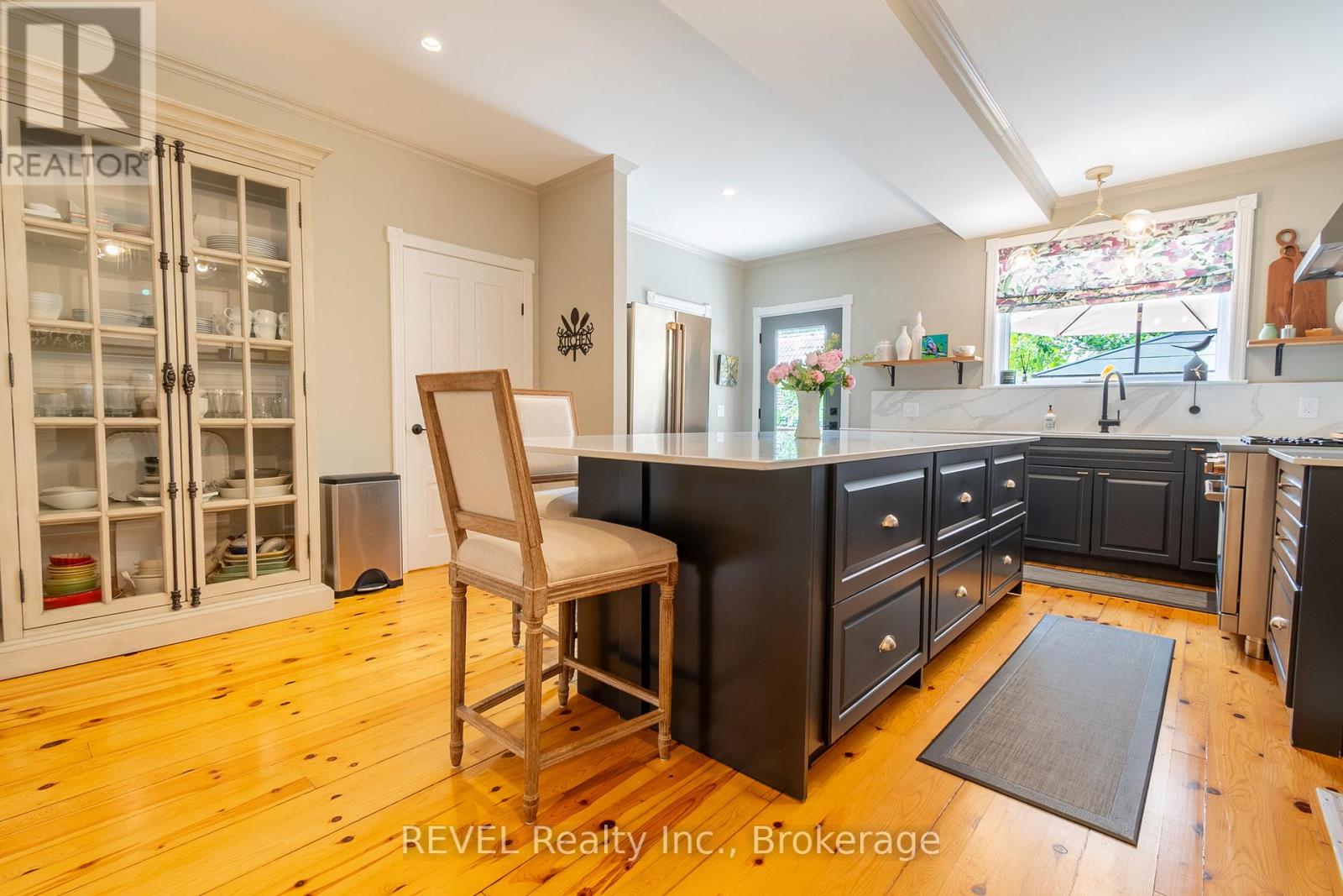 140 West Street, Port Colborne, Ontario  L3K 4E1 - Photo 14 - X12222604