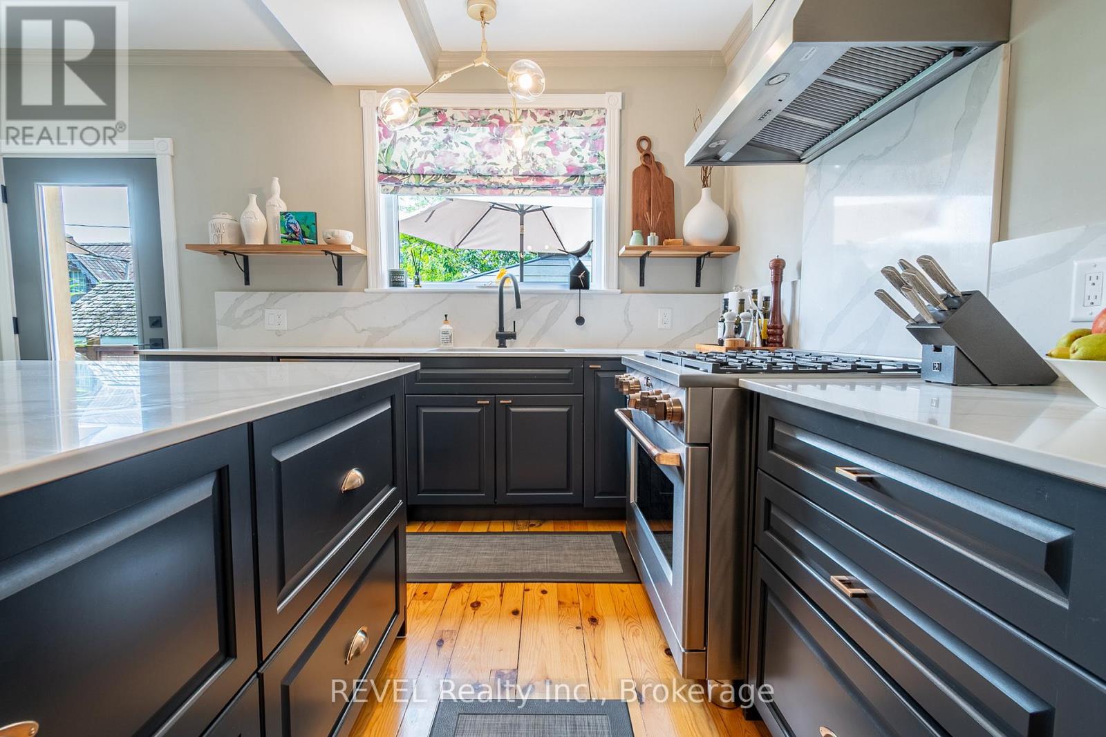 140 West Street, Port Colborne, Ontario  L3K 4E1 - Photo 15 - X12222604