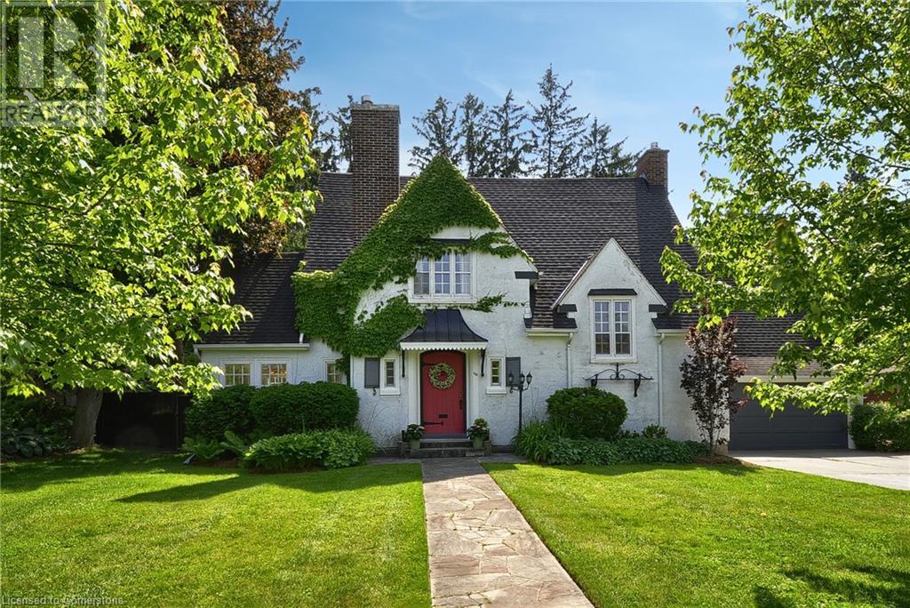 Property at 133 DUNBAR Road S image 1