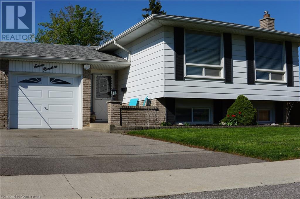 Property at 700 WOODVIEW Road image 2