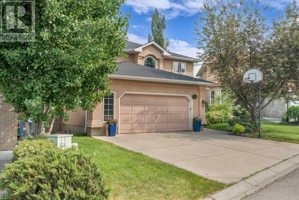 Property at 282 Mt Norquay Park SE image 3