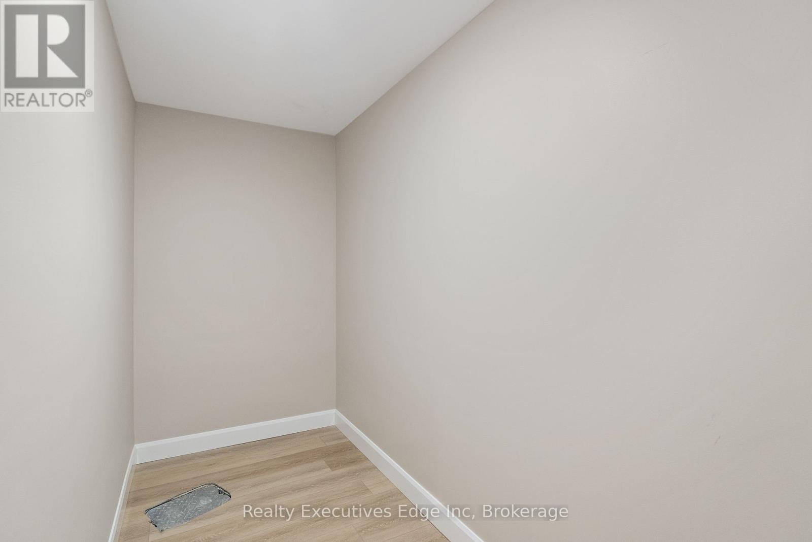 98 Moonstone Crescent, Chatham-Kent, Ontario  N7M 0S2 - Photo 34 - X12222549