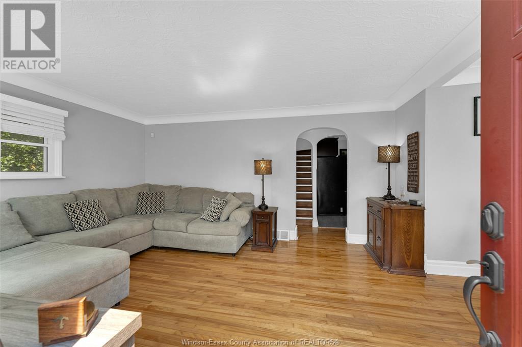 Property at 5411 MALDEN image 4