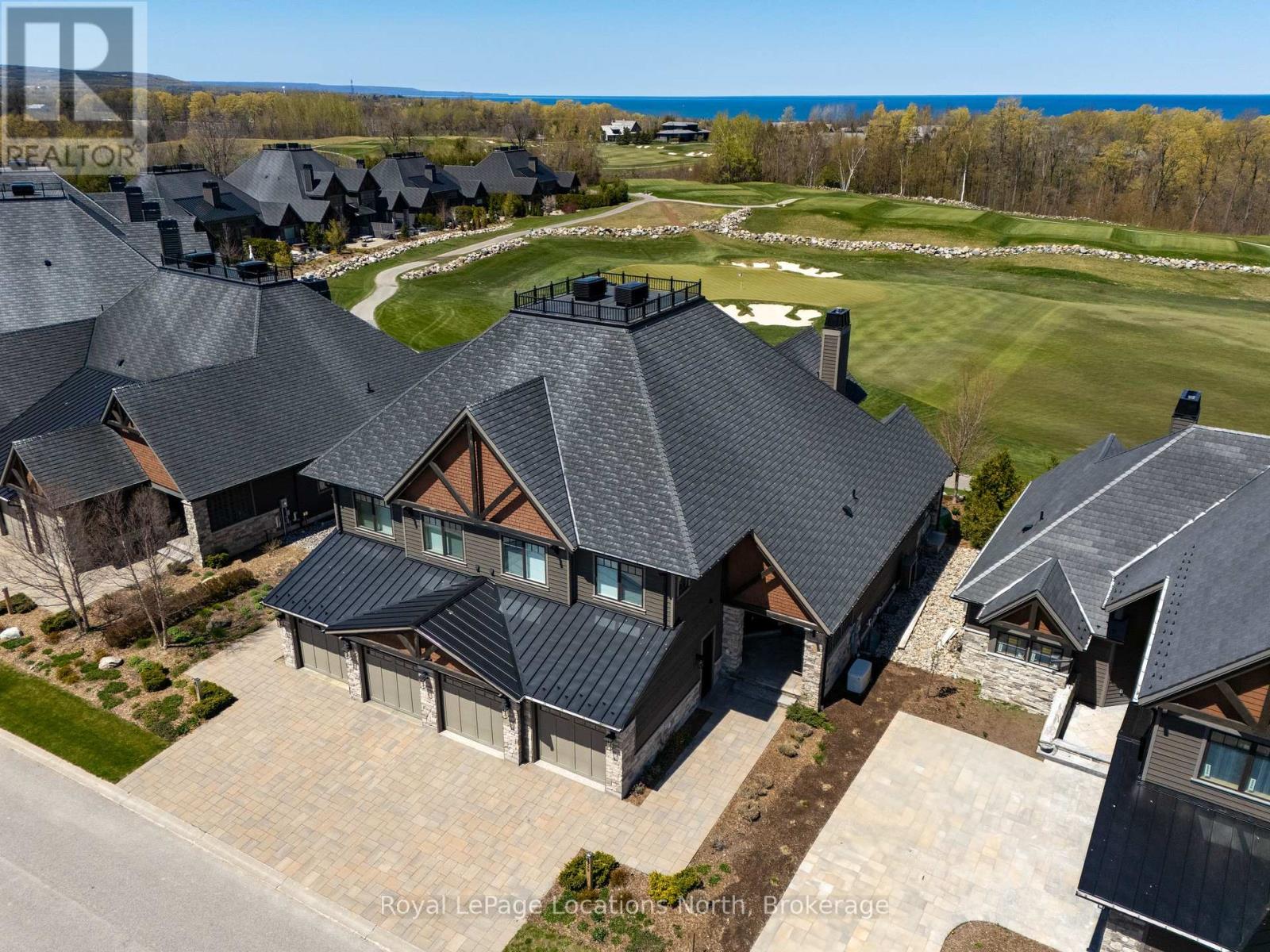 129 Georgian Bay Lane, Blue Mountains, Ontario  N0H 1J0 - Photo 11 - X12218042