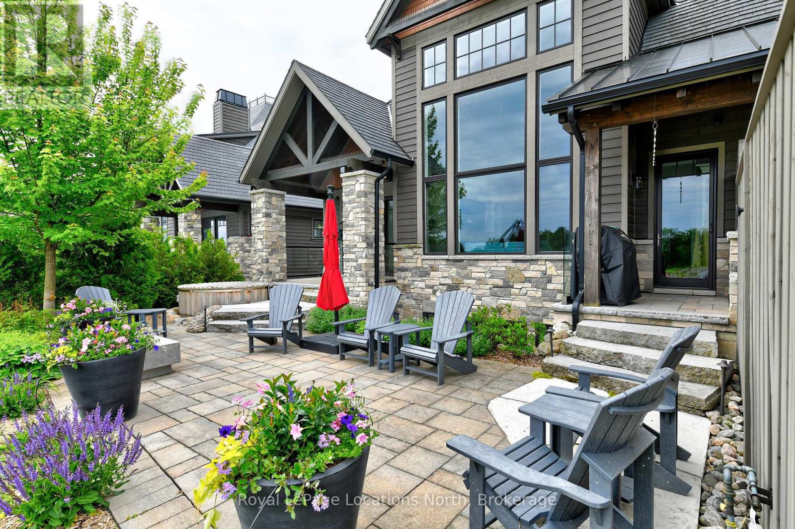 129 Georgian Bay Lane, Blue Mountains, Ontario  N0H 1J0 - Photo 2 - X12218042