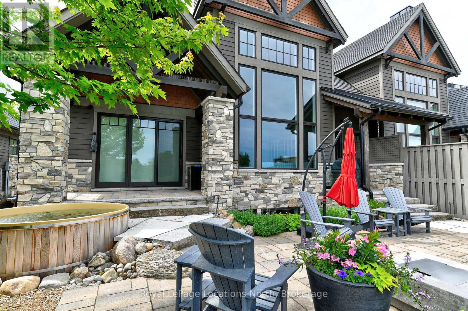 129 Georgian Bay Lane, Blue Mountains, Ontario  N0H 1J0 - Photo 4 - X12218042