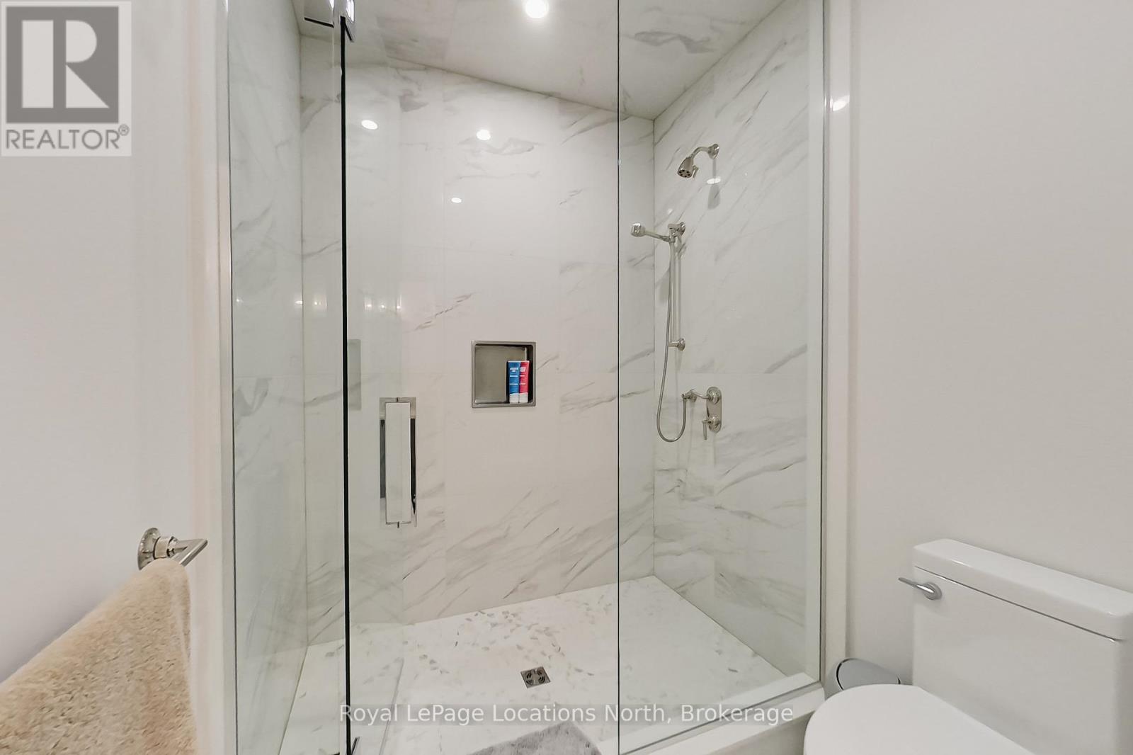 129 Georgian Bay Lane, Blue Mountains, Ontario  N0H 1J0 - Photo 36 - X12218042