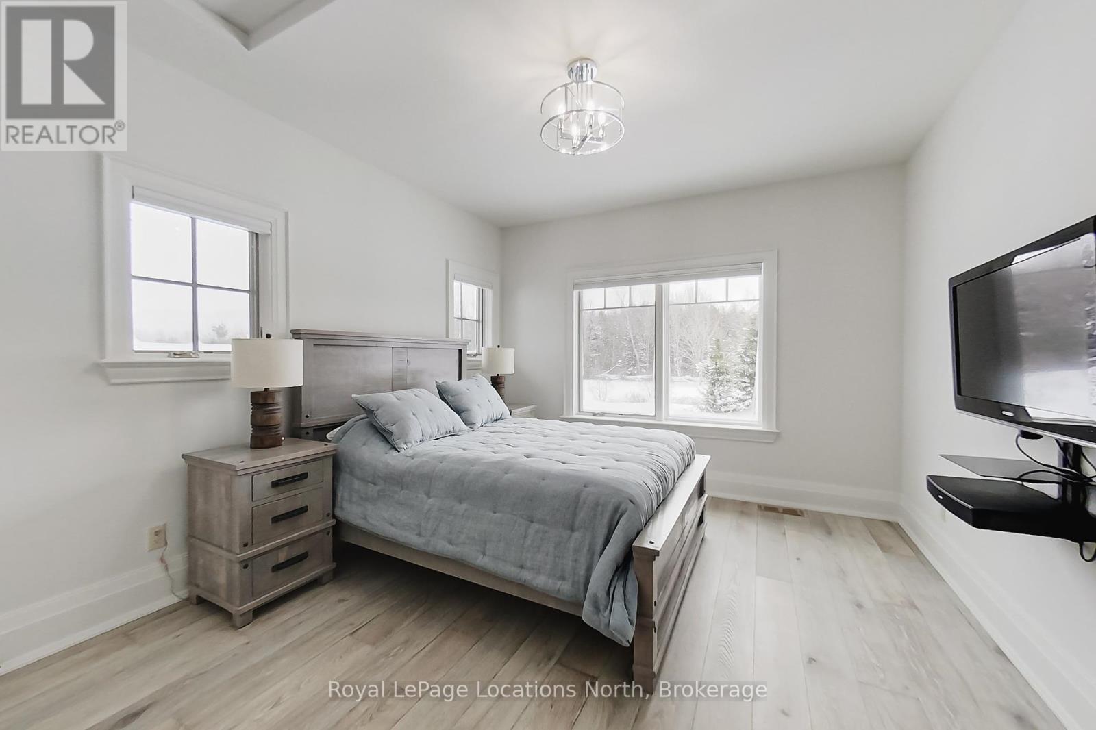 129 Georgian Bay Lane, Blue Mountains, Ontario  N0H 1J0 - Photo 33 - X12218042