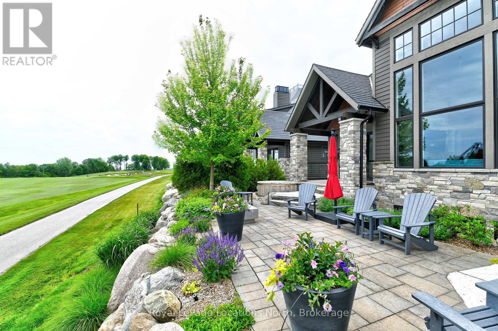 129 Georgian Bay Lane, Blue Mountains, Ontario  N0H 1J0 - Photo 6 - X12218042