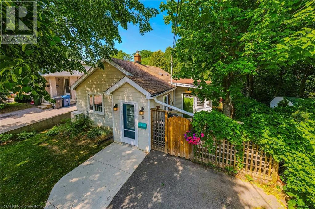 Property at 15 LAURINE Avenue image 1