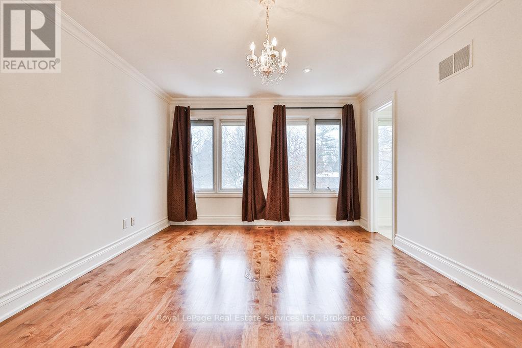 24 Raymar Place, Oakville, Ontario L6J 6M1 - Photo 37 - W12222696