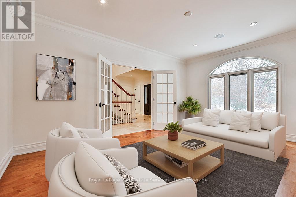 24 Raymar Place, Oakville, Ontario L6J 6M1 - Photo 6 - W12222696