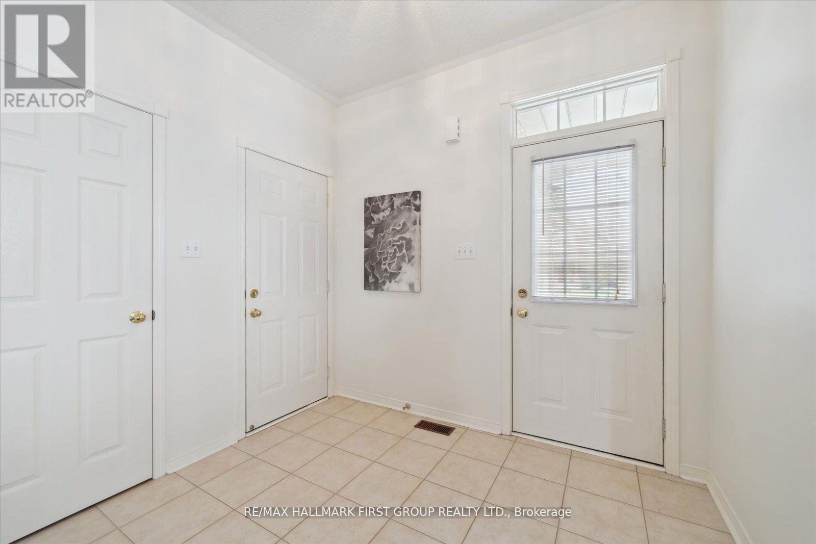 Property at 168 WHITBY SHORES GREEN WAY image 5