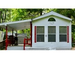 17 PEARTREE, Colchester, Ontario