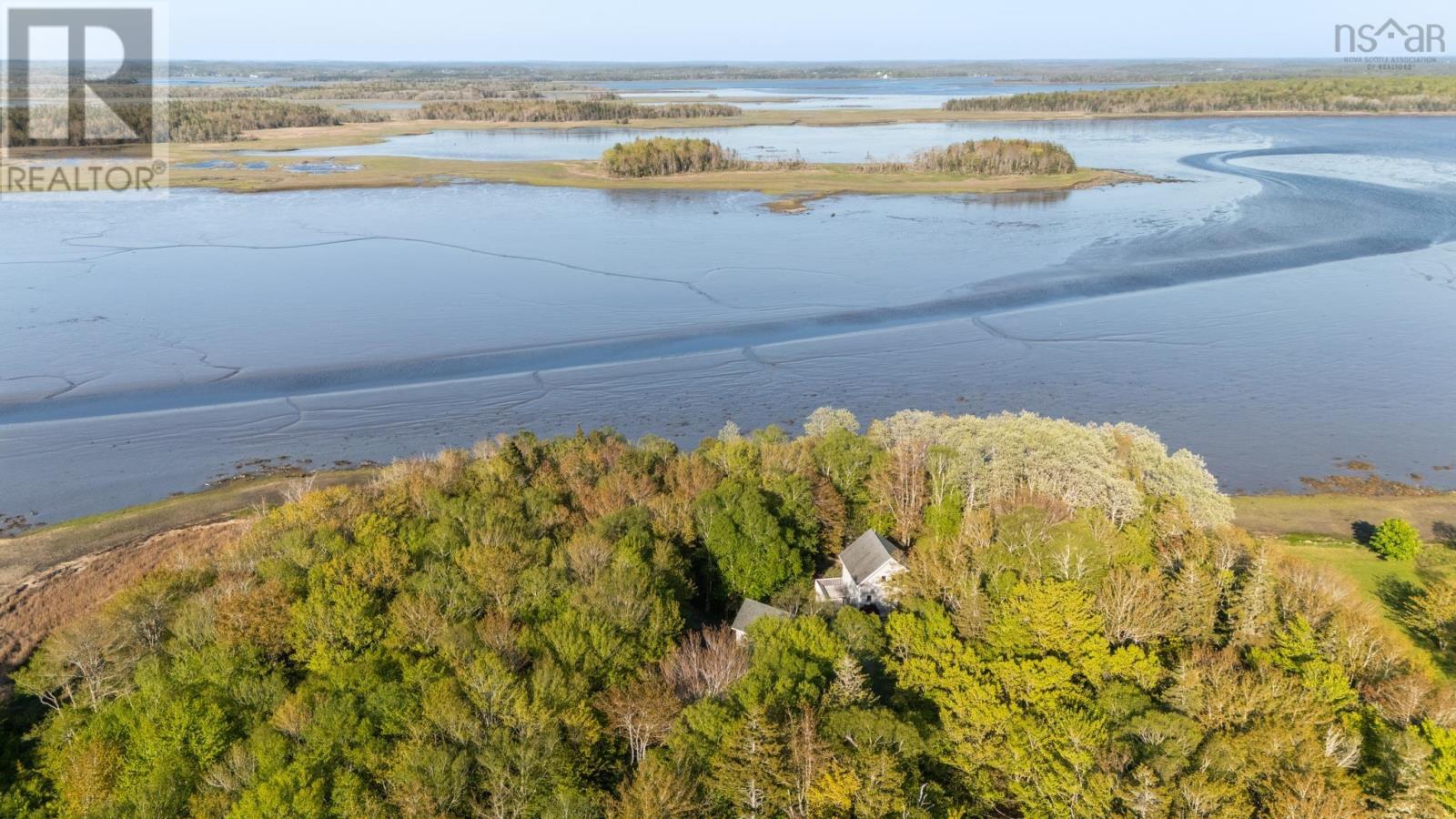 81 Chemin Des Bouleaux, Sluice Point, Nova Scotia  B0W 3M0 - Photo 1 - 202508245