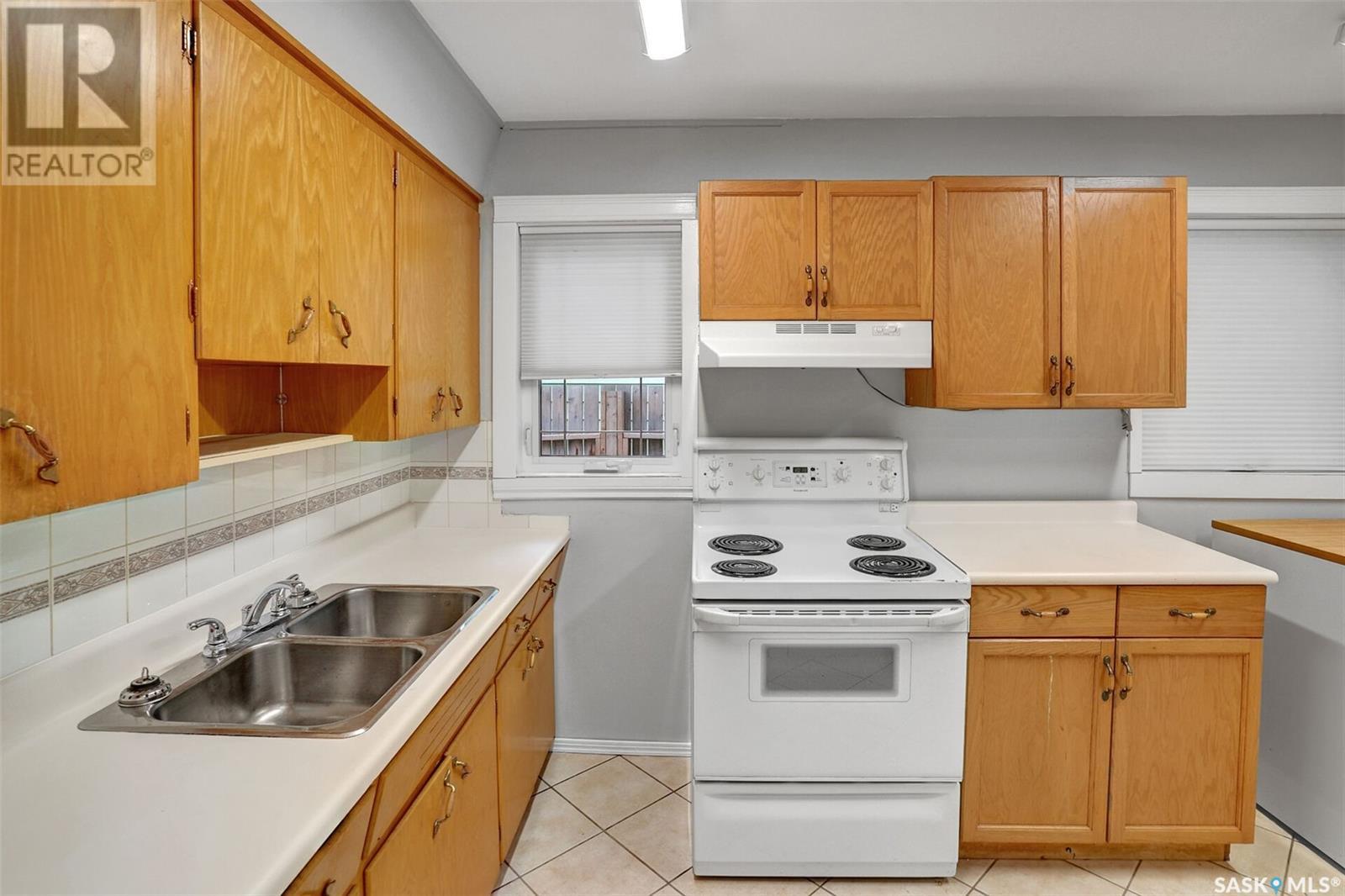 Property at 1143 Wascana STREET image 3