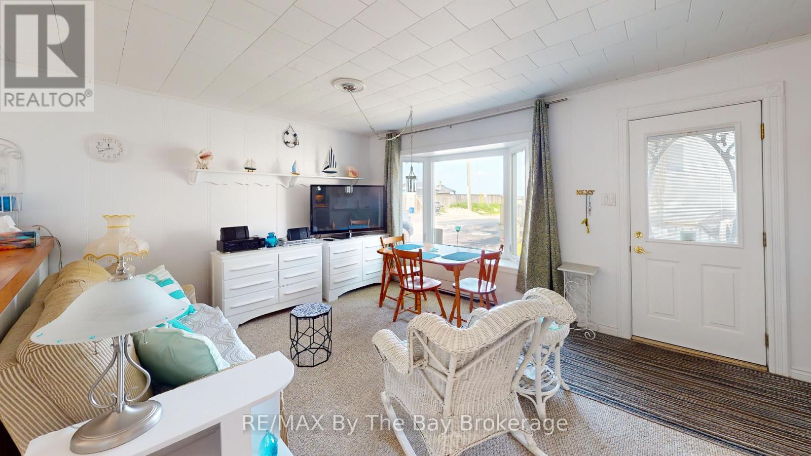 3 - 5 29th Street N, Wasaga Beach, Ontario  L9Z 2E1 - Photo 9 - S12216309