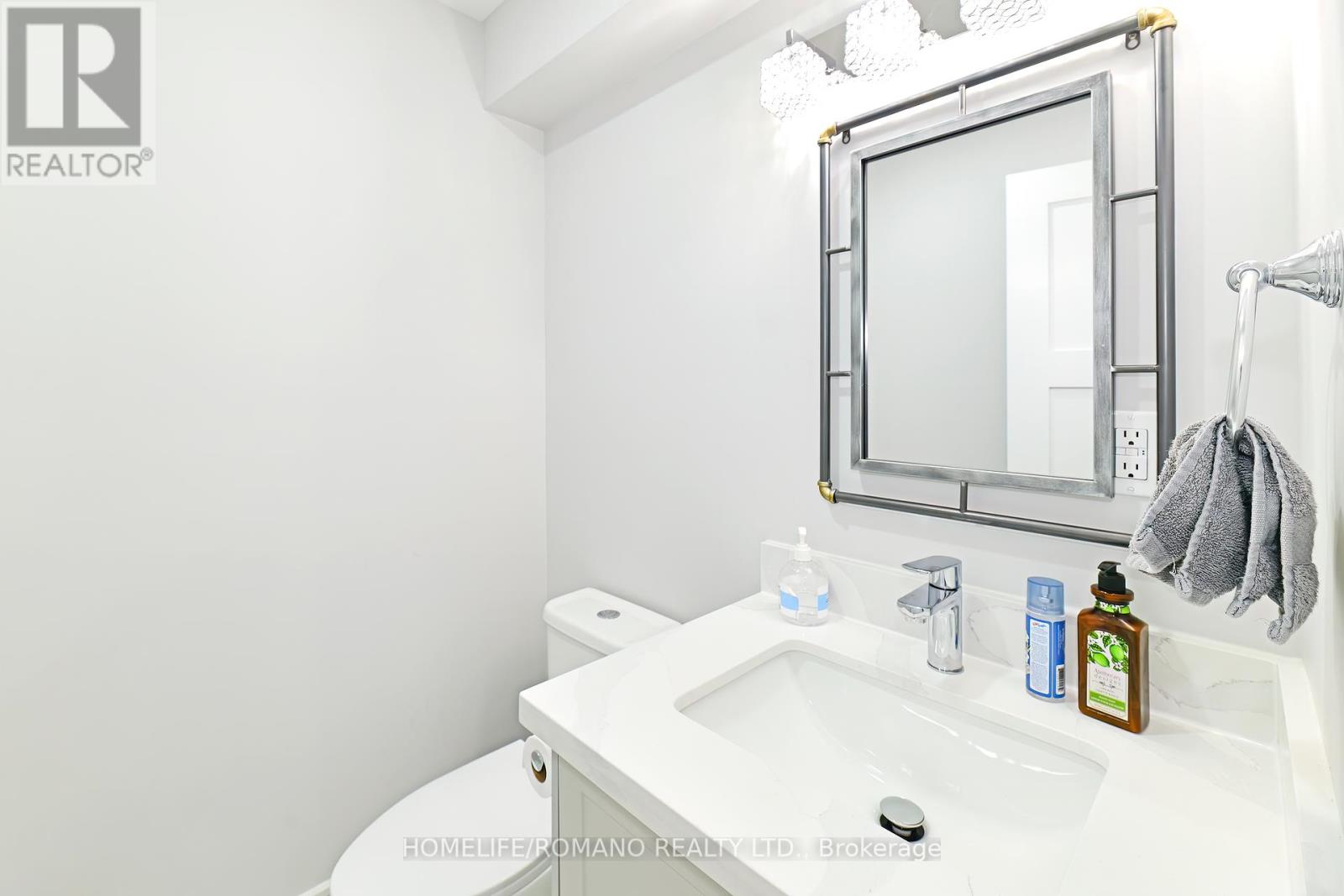 826 Krosno Boulevard W, Pickering (Bay Ridges), Ontario  L1W 1G9 - Photo 15 - E12222712
