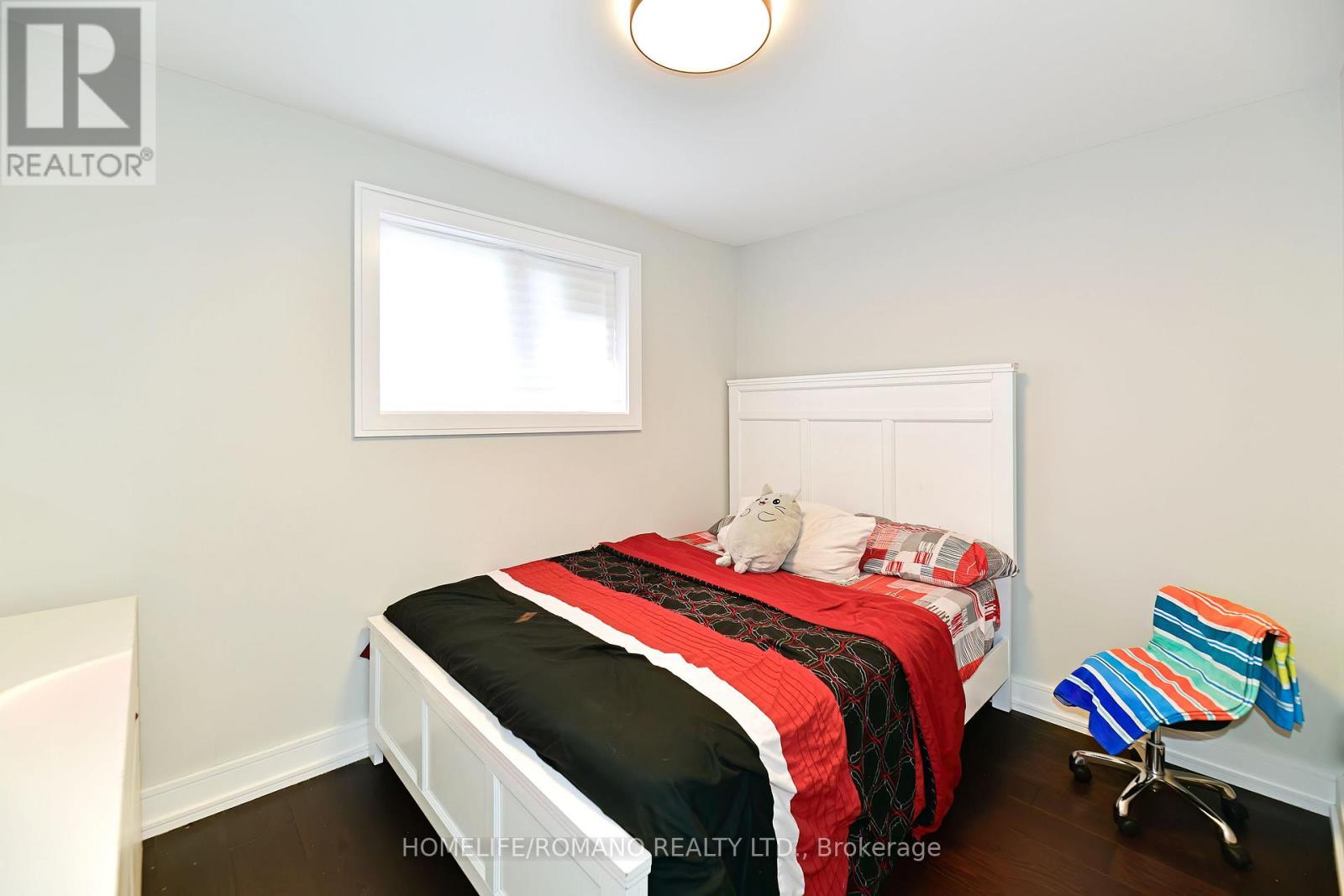 826 Krosno Boulevard W, Pickering (Bay Ridges), Ontario  L1W 1G9 - Photo 18 - E12222712