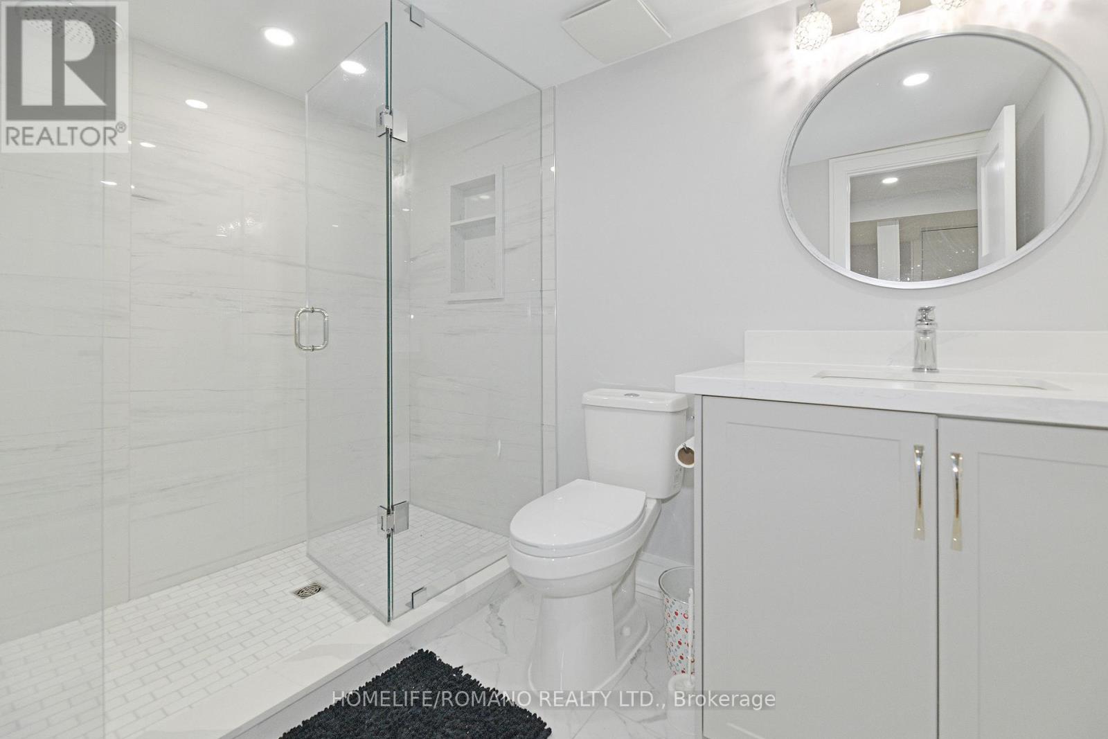 826 Krosno Boulevard W, Pickering (Bay Ridges), Ontario  L1W 1G9 - Photo 32 - E12222712