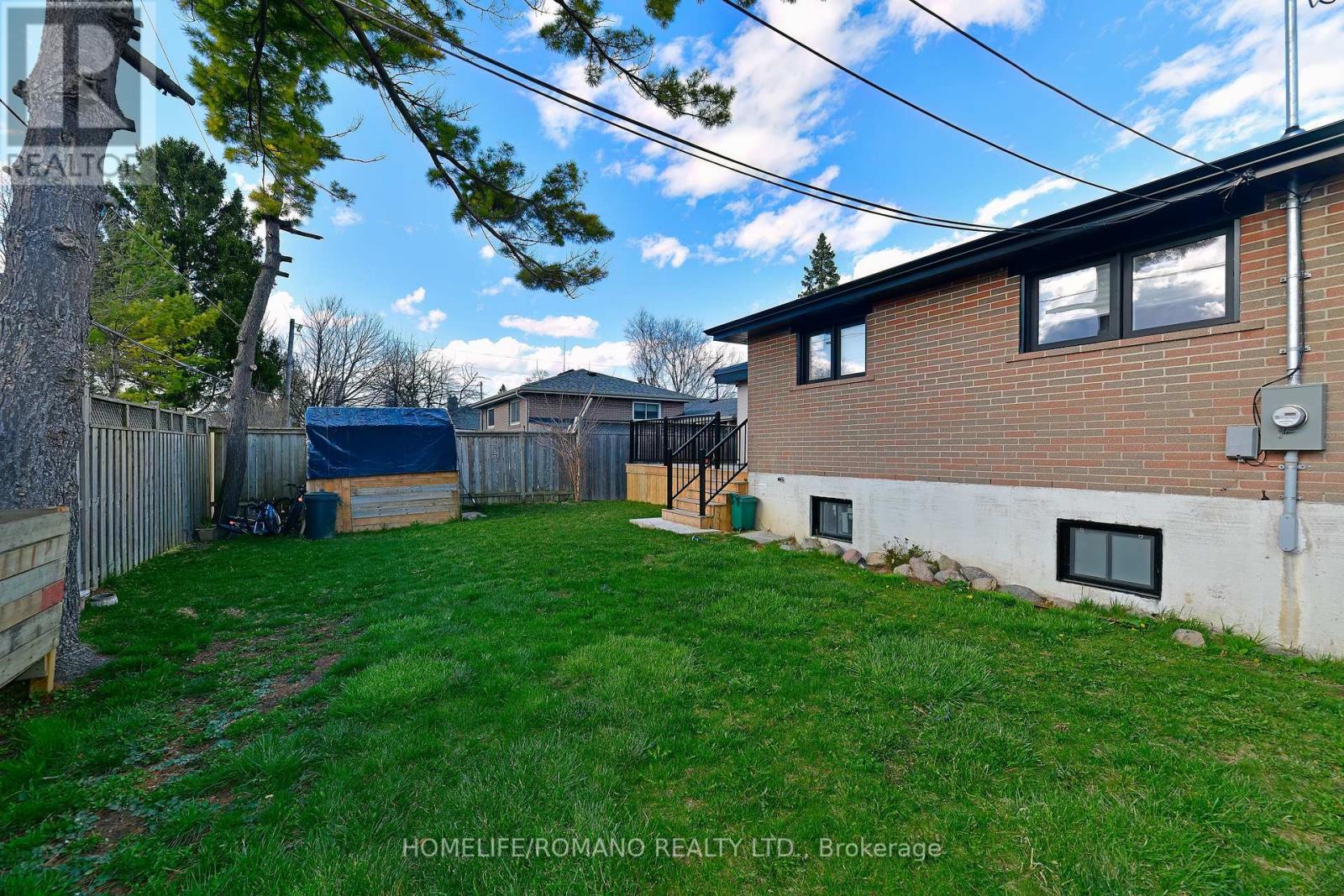 826 Krosno Boulevard W, Pickering (Bay Ridges), Ontario  L1W 1G9 - Photo 37 - E12222712