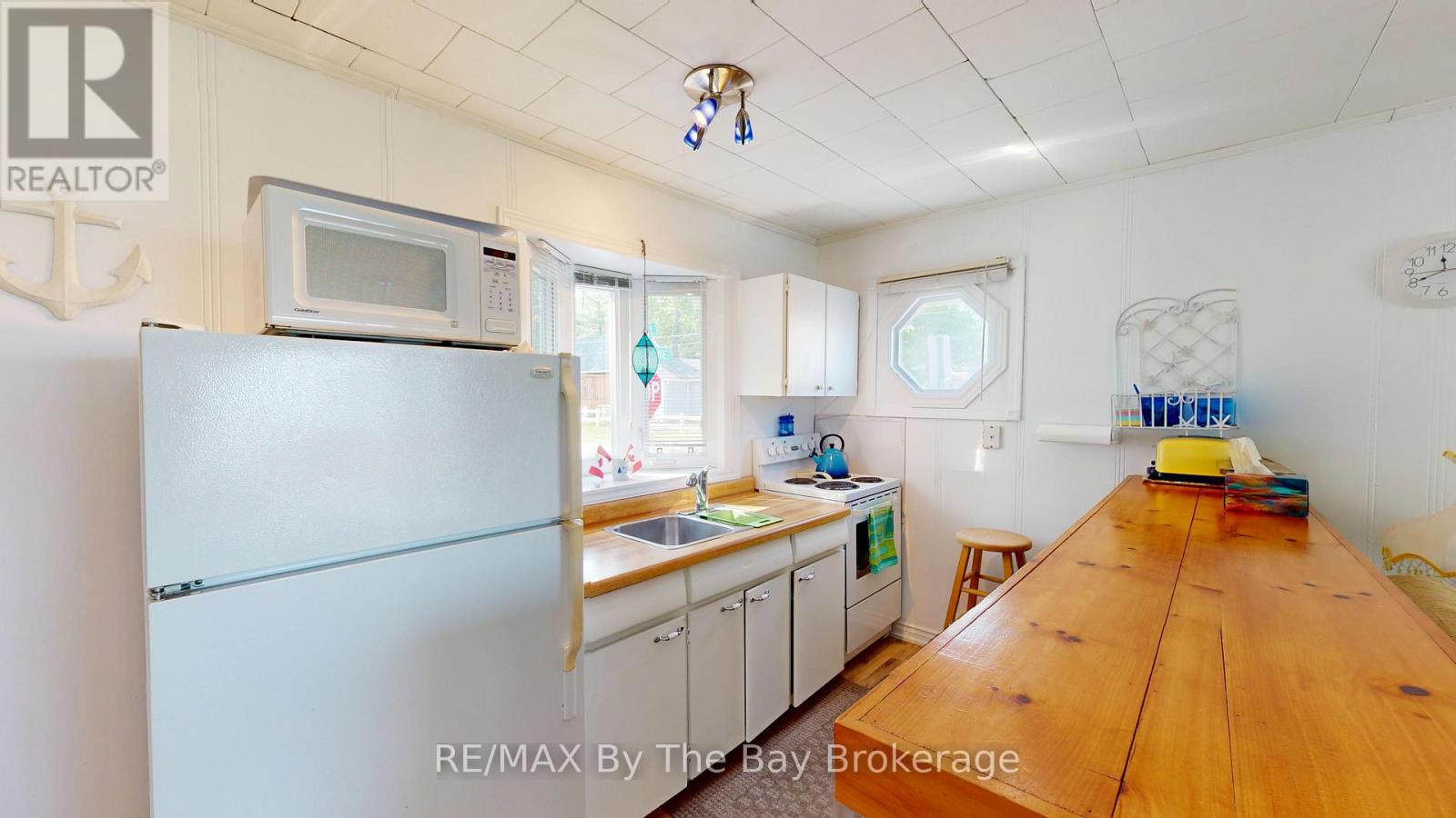 3 - 5 29th Street N, Wasaga Beach, Ontario  L9Z 2E1 - Photo 7 - S12216309