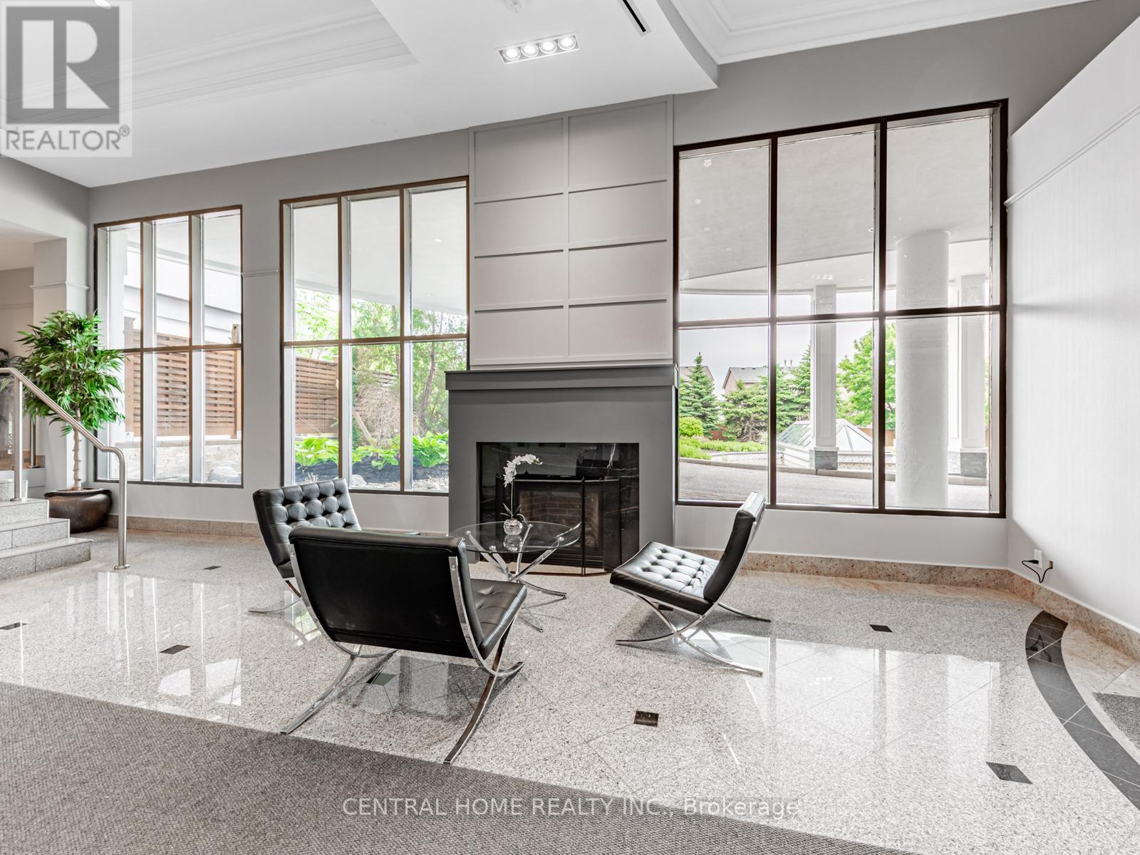 Property at 217 - 11121 YONGE STREET image 3