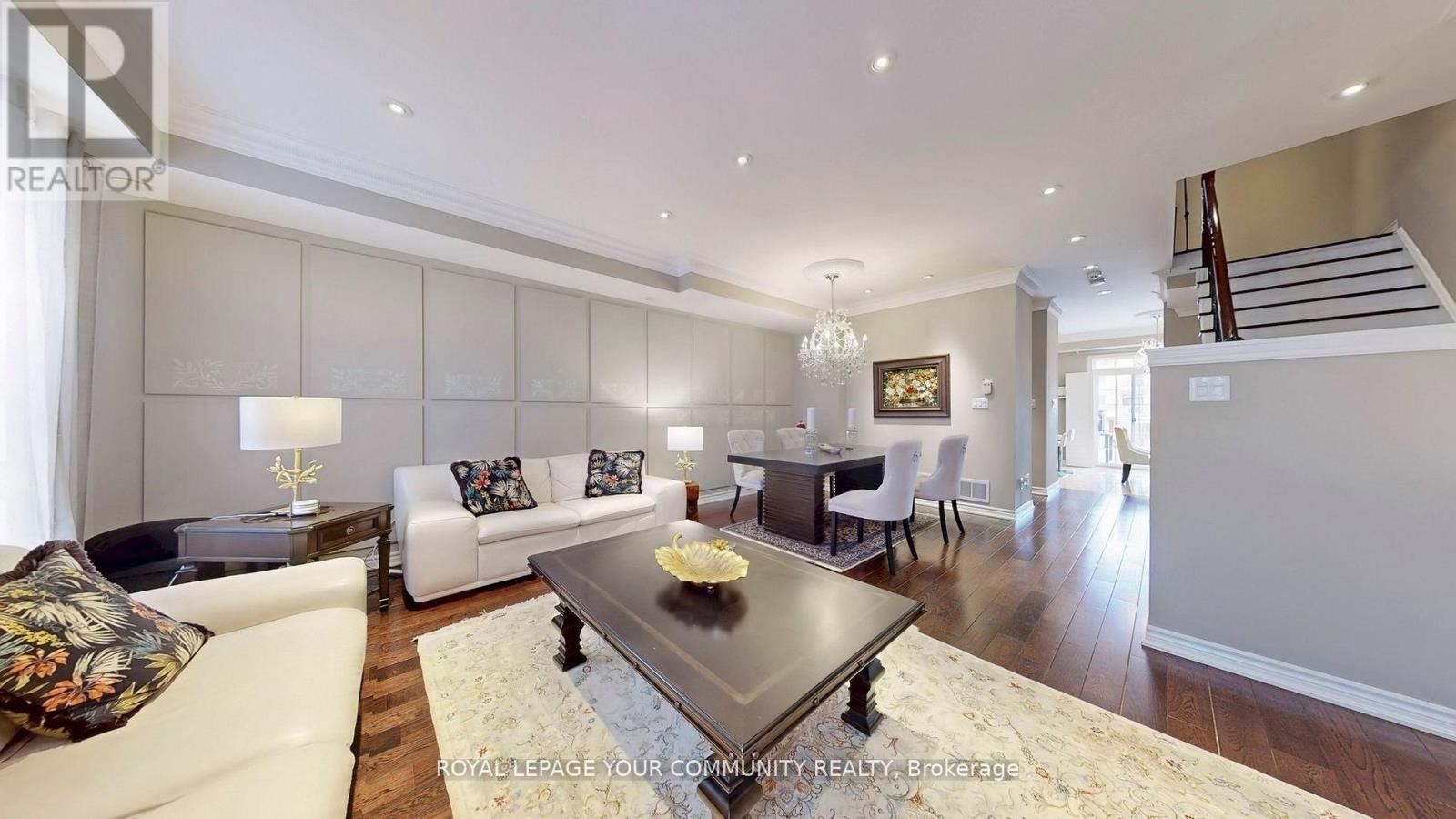 Property at 52 DONALD BUTTERESS BOULEVARD W image 2
