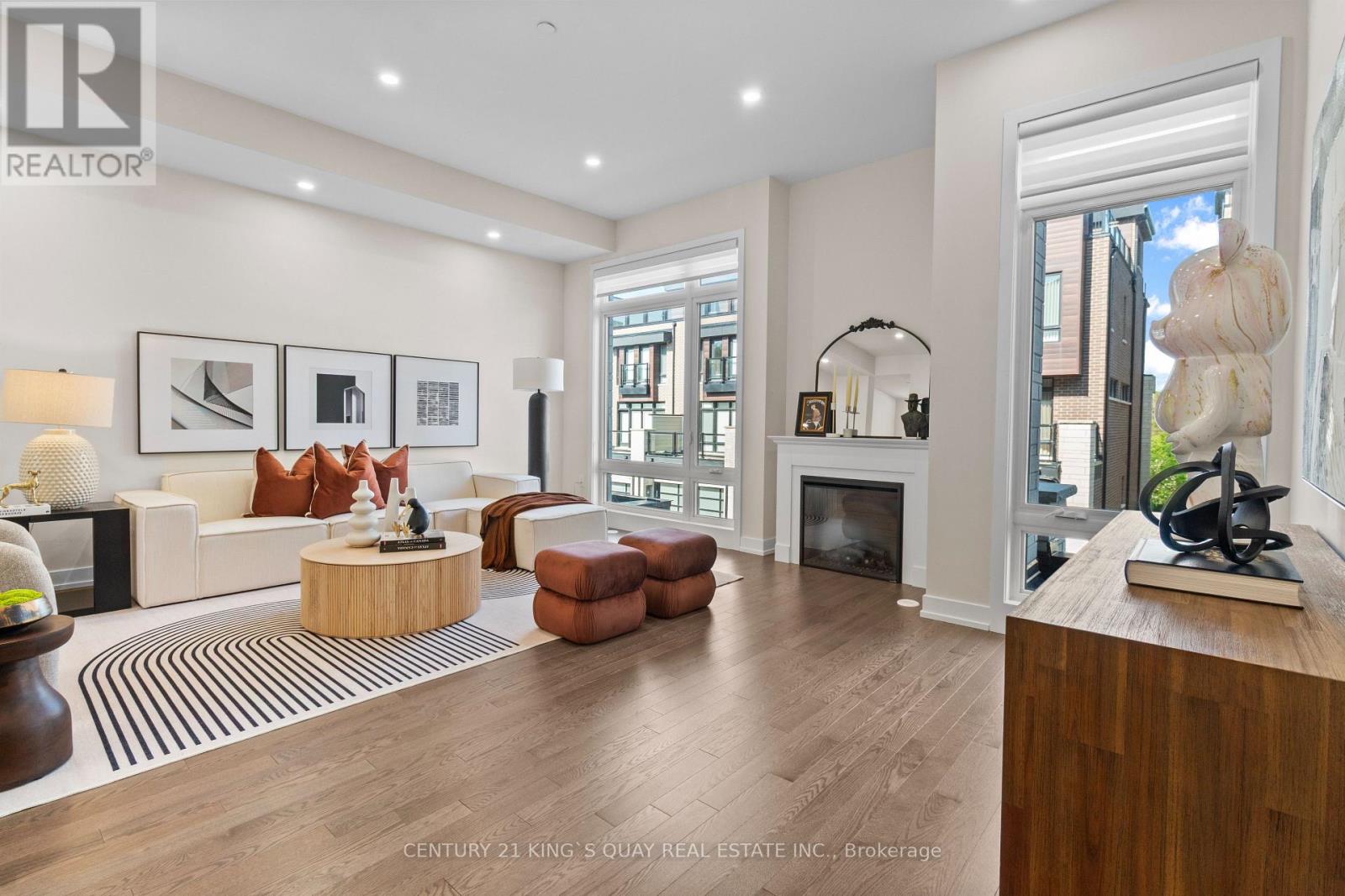 Property at 14 CREDIT LANE image 3