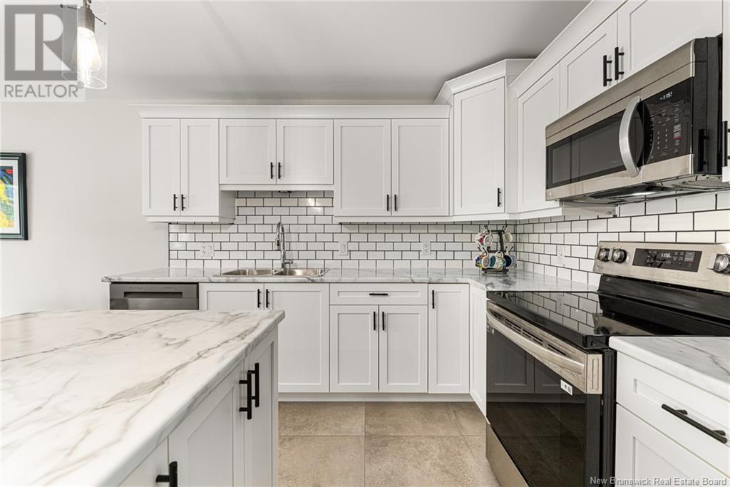 Property at 28 Loudun Street image 3