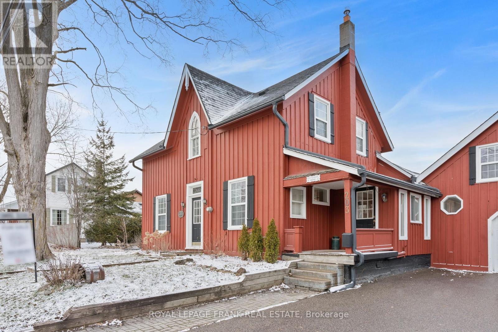 Property at 203 BROCK STREET W image 2