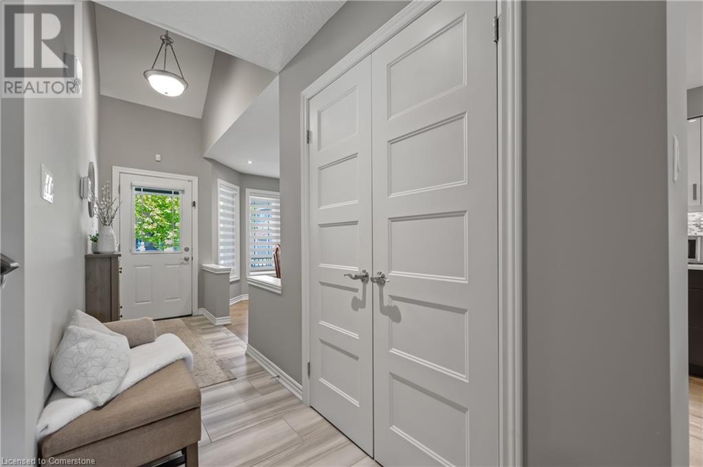Property at 32 WESTMINISTER Crescent image 4