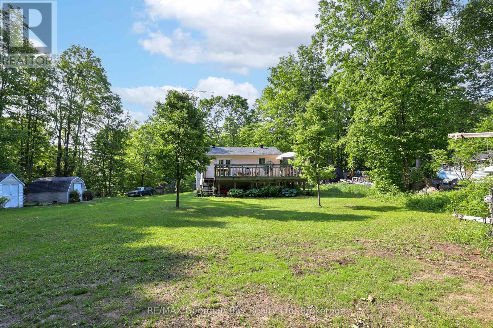 8 Robin Court, Tiny, Ontario  L9M 0B9 - Photo 31 - S12219154