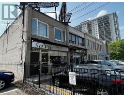 2986 DUFFERIN STREET, Toronto, Ontario