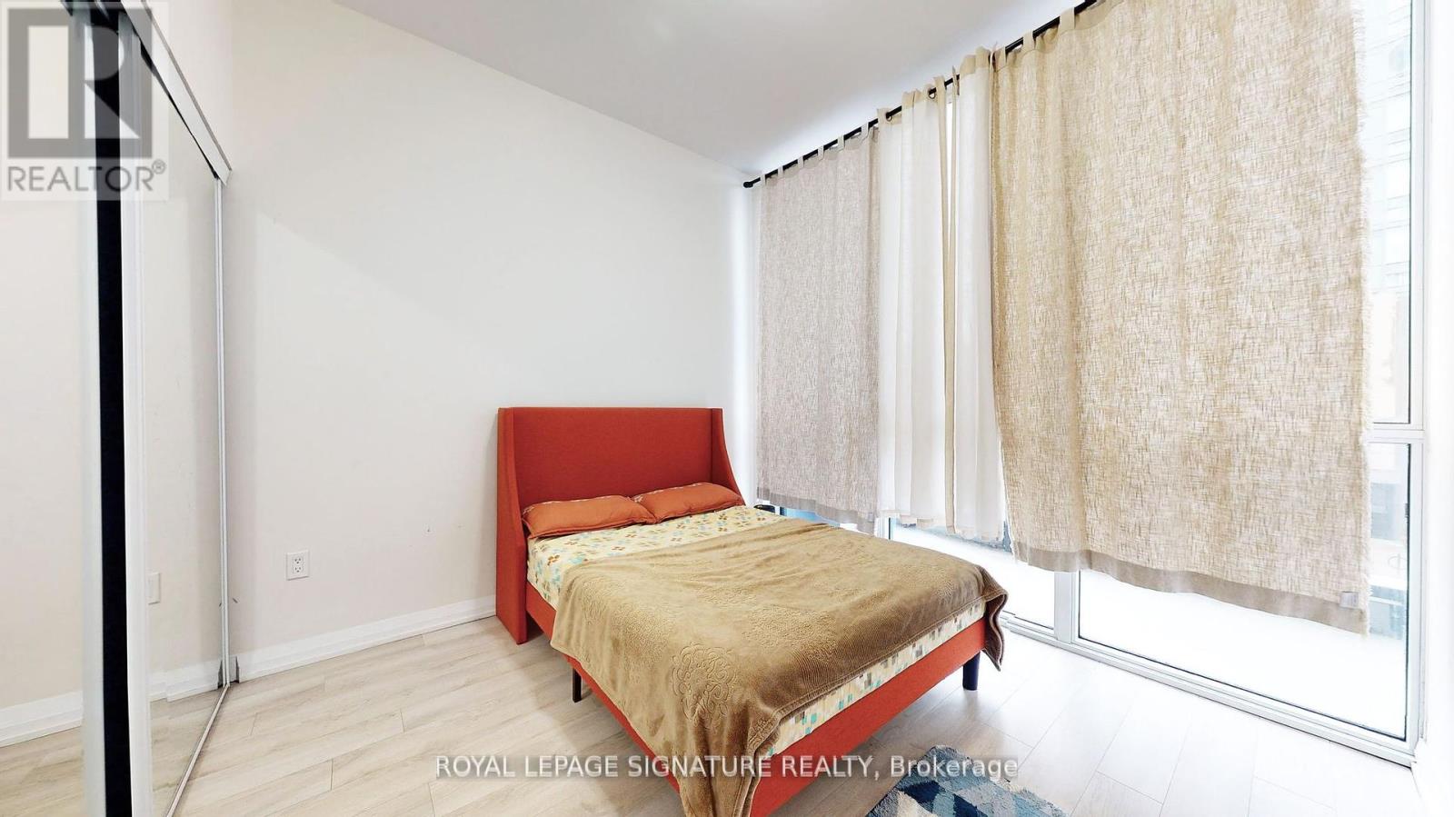107 - 65 Watergarden Drive, Mississauga (Hurontario), Ontario  L5R 0G6 - Photo 12 - W12222764