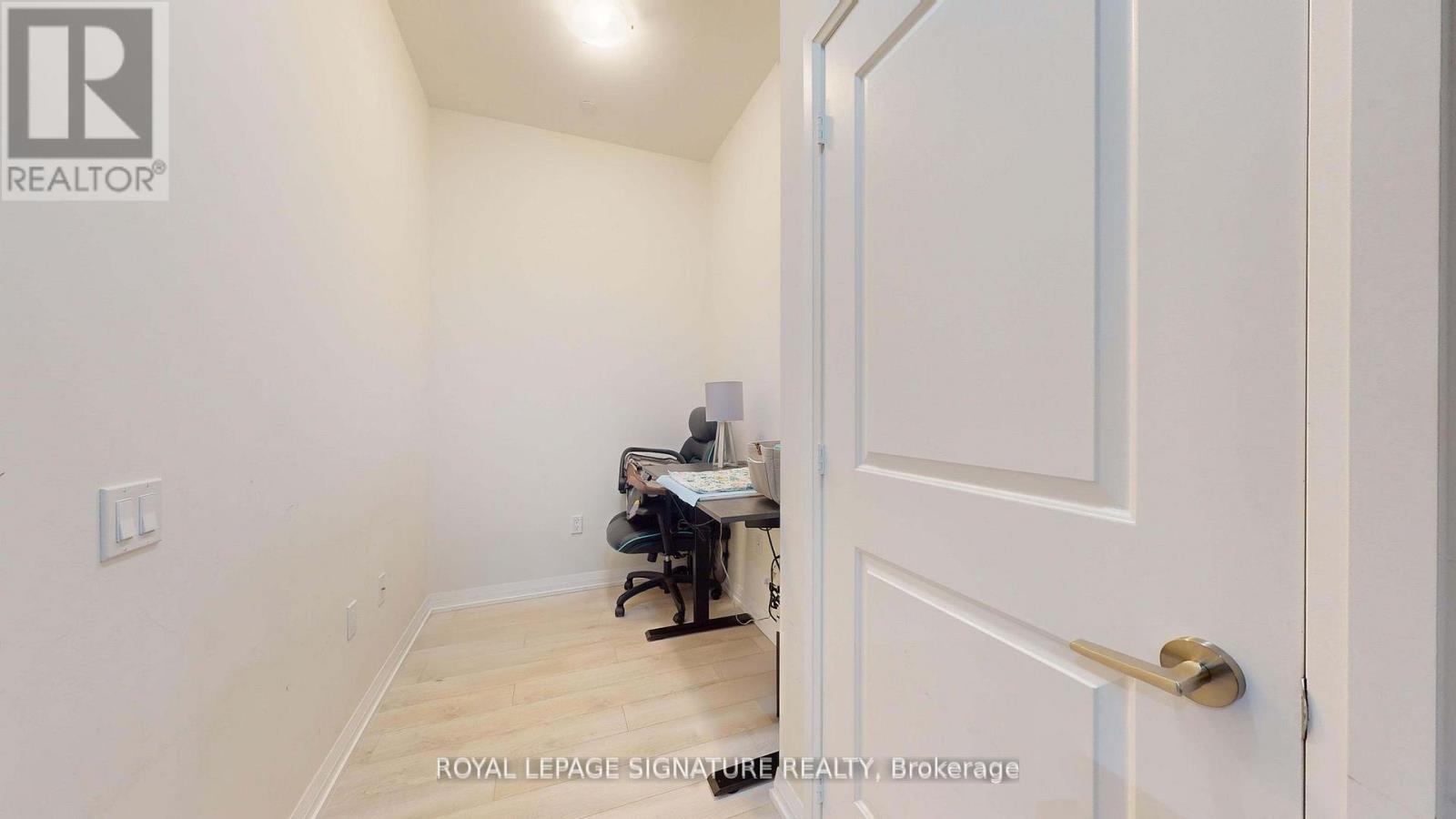 107 - 65 Watergarden Drive, Mississauga (Hurontario), Ontario  L5R 0G6 - Photo 14 - W12222764