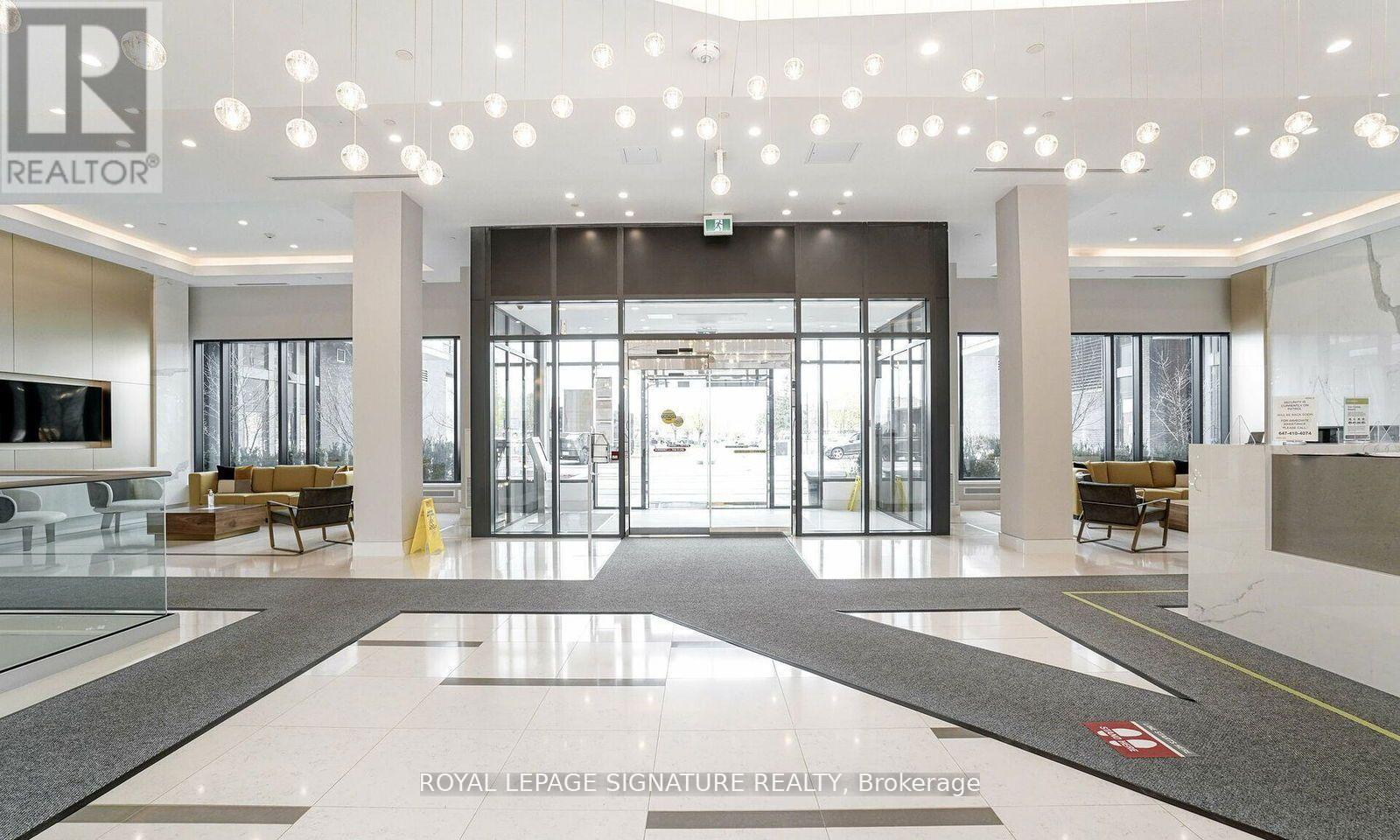 107 - 65 Watergarden Drive, Mississauga (Hurontario), Ontario  L5R 0G6 - Photo 3 - W12222764