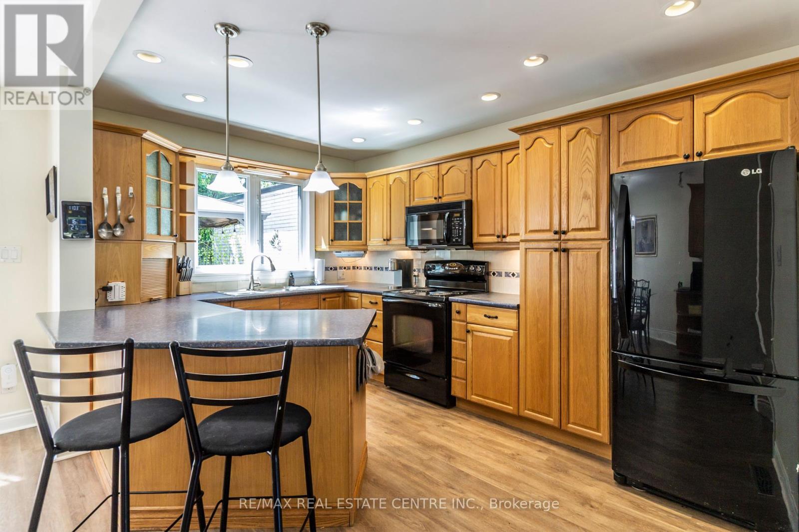 Property at 1174 FAIRDALE DRIVE image 5