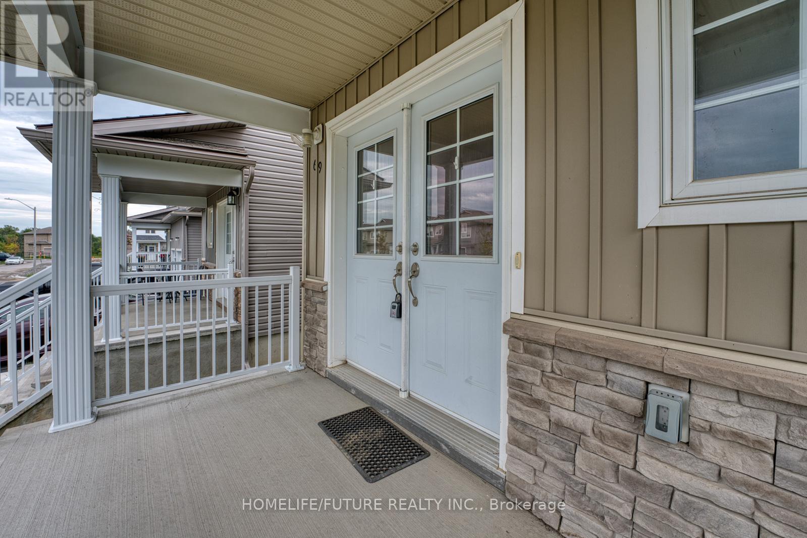 Property at 69 BRENNAN CRESCENT image 3