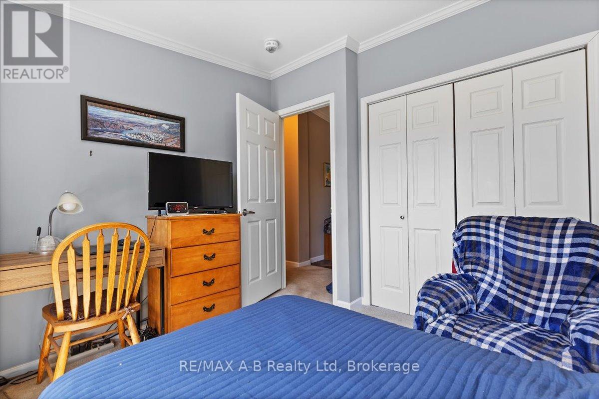 27 - 25 Thames Road, St. Marys, Ontario  N4X 1C4 - Photo 25 - X12222837