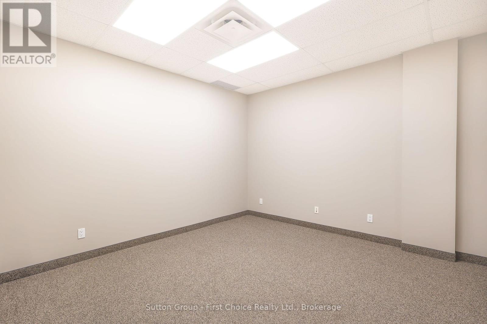 154 Downie Street, Stratford, Ontario  N5A 1X1 - Photo 9 - X12222858