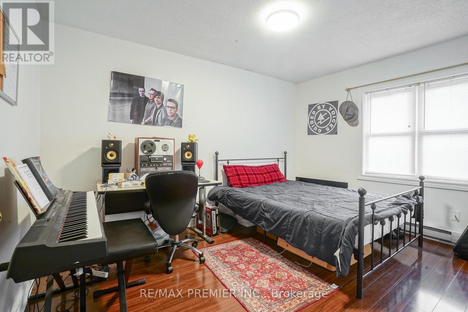 Property at 644 SRIGLEY STREET image 4