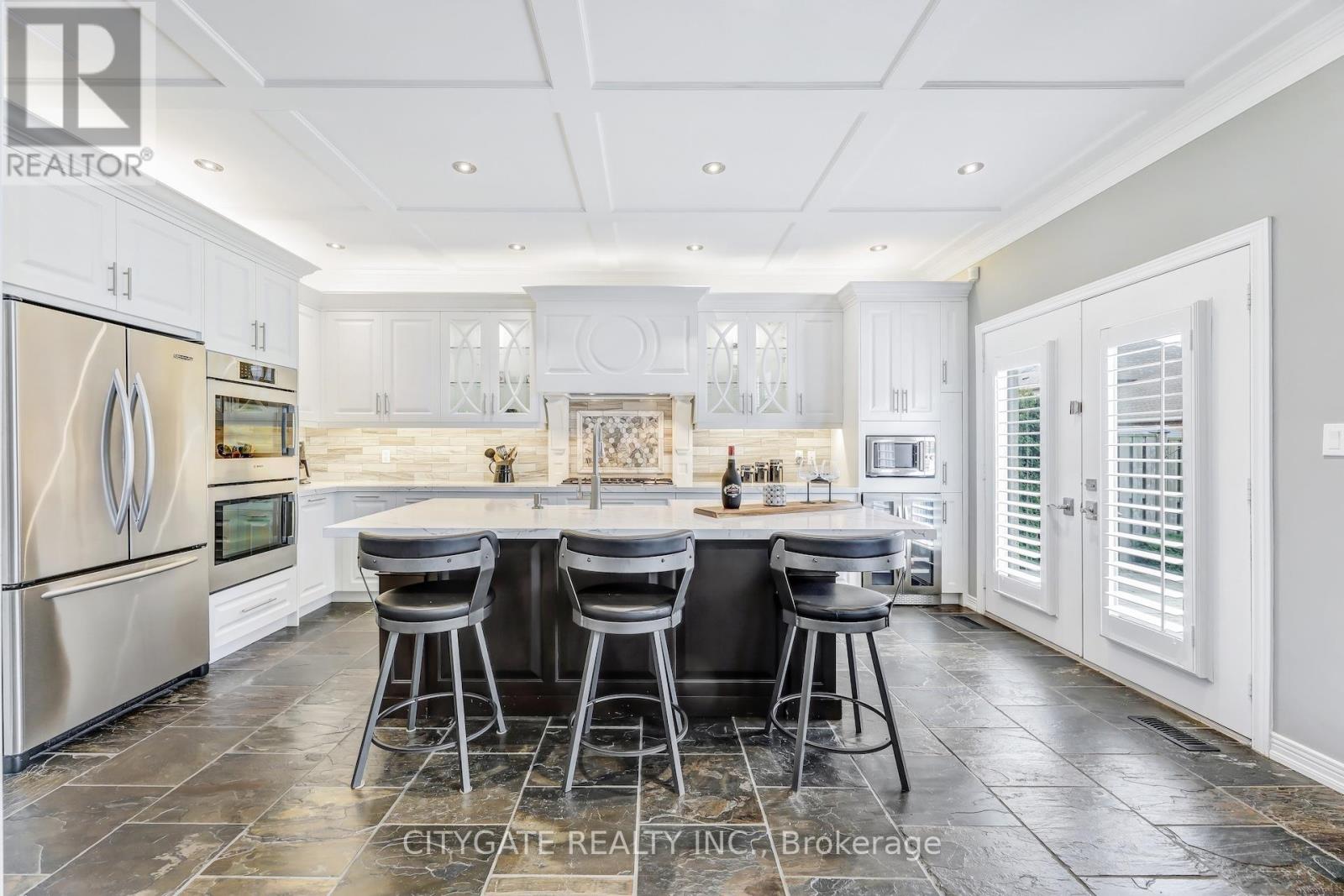 Property at 24 SIMPSON AVENUE image 4