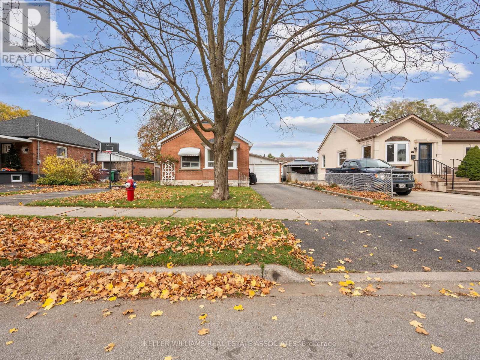Property at 54 WOODWARD AVENUE image 3