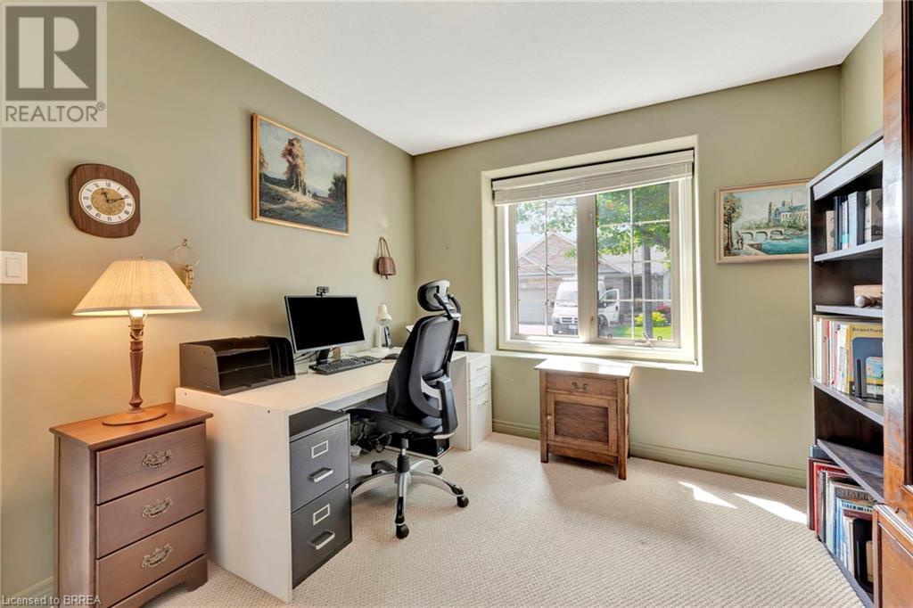 Property at 25 COBDEN Court Unit# 25 image 4